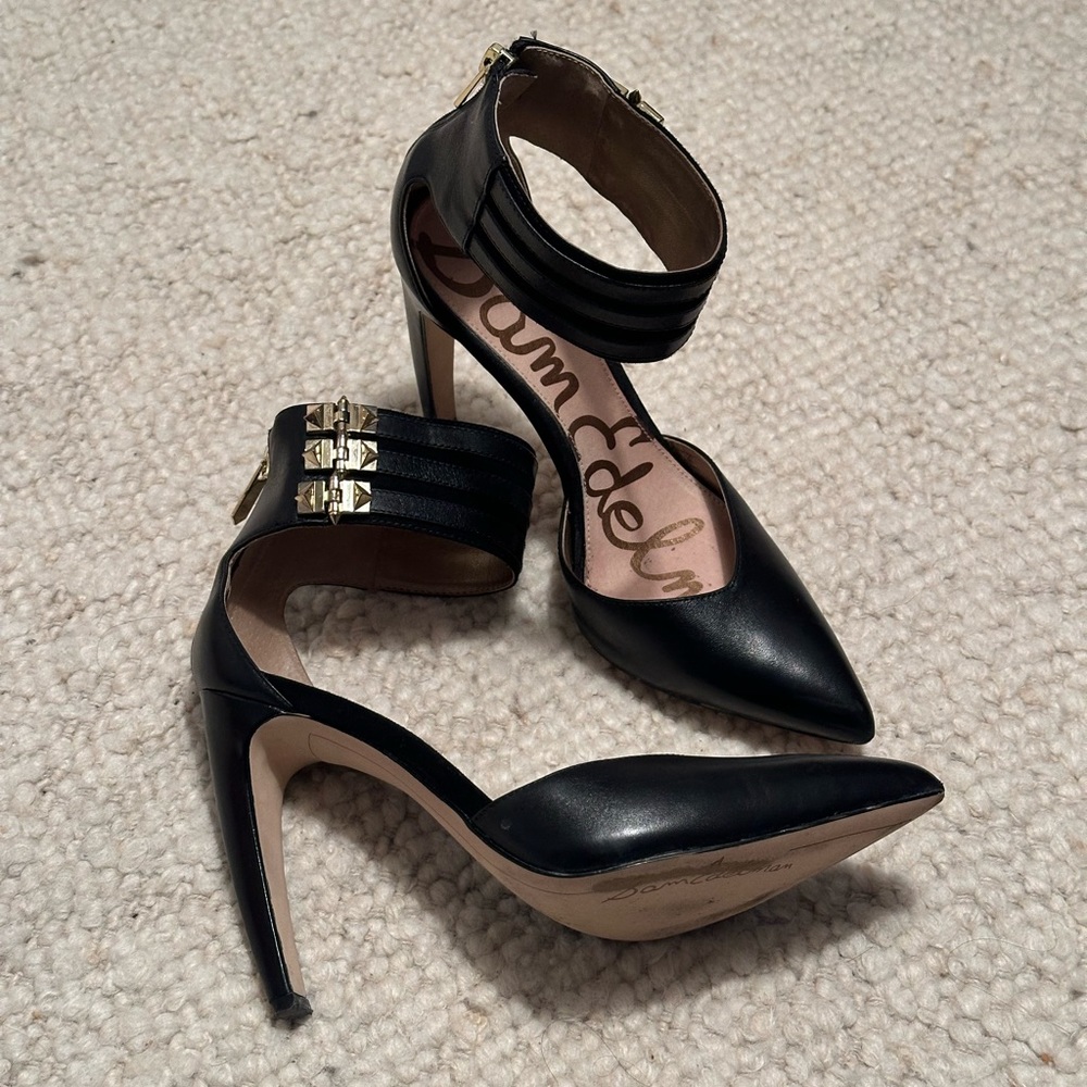 Sam Edelman Black Ankle Cuff Pumps